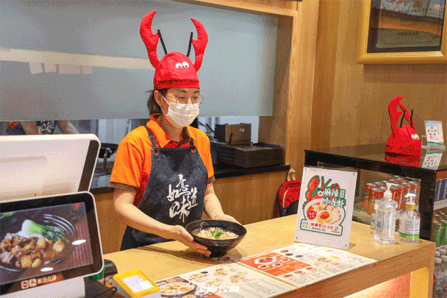 如意餛飩再放大招，新品“麻辣小龍蝦餛飩”霸氣來襲！一口圈粉